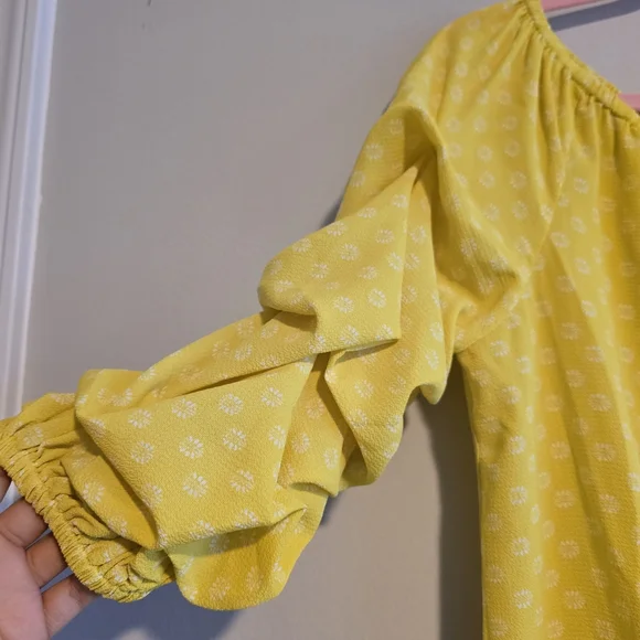 Vince Camuto Yellow Blouse Top M - Picture 3 of 7